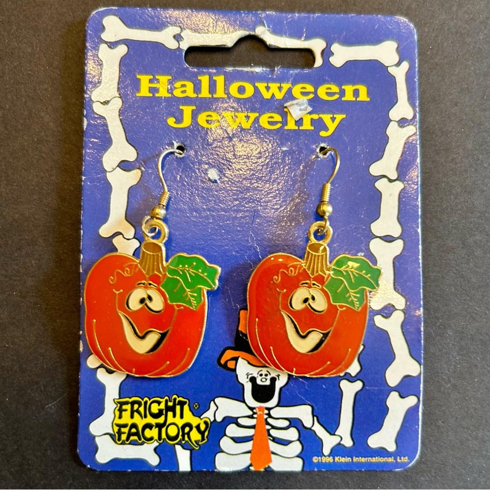 NWT Vintage Halloween Pumpkin Earrings Fright Factory  90’s